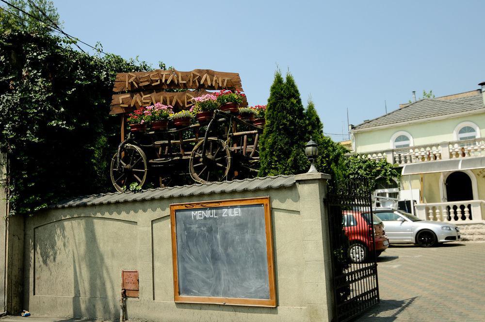 Hotel Pension La Cupola Târgu-Mureş Exterior foto